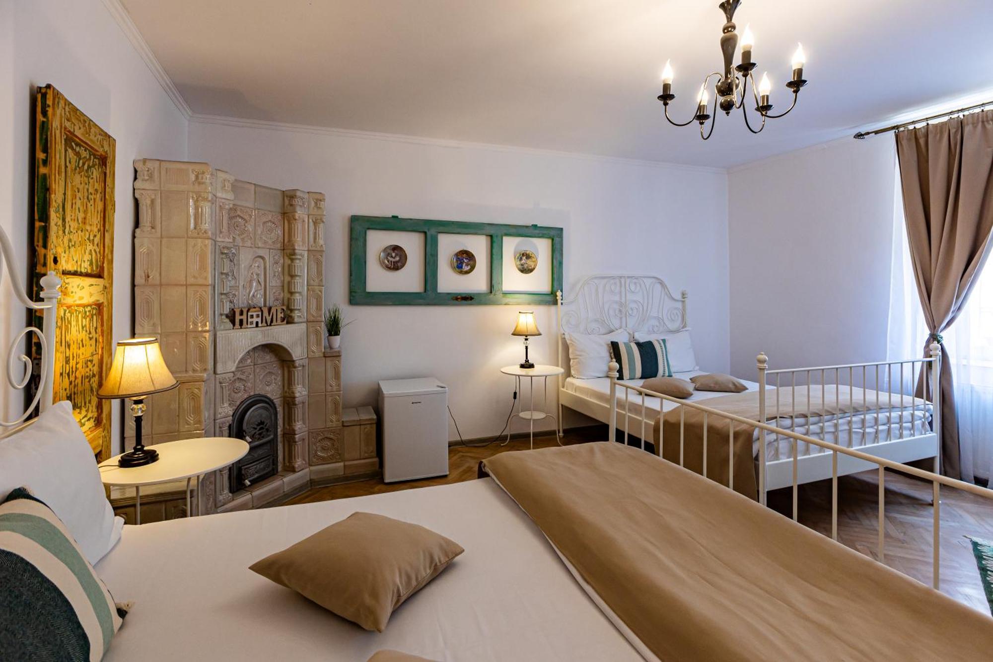 Casa Cu Usi - House Of Doors Hotel Sighişoara Eksteriør billede